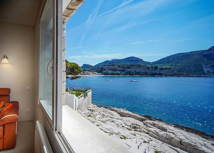 L'odyssee Bleue Vue Cassis